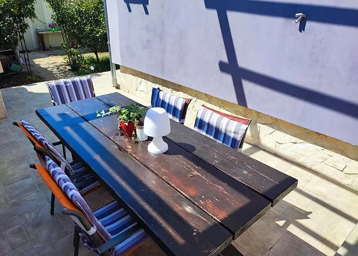 Apartment Marijano Dvosobni S Vrtom *