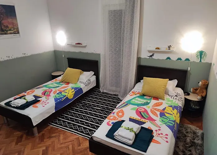 Apartment Kima 5 Sleeps Garden