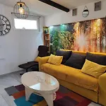 Appartamento Marijano Dvosobni S Vrtom Zara
