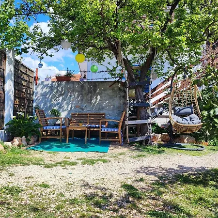 Marijano Dvosobni S Vrtom זאדאר