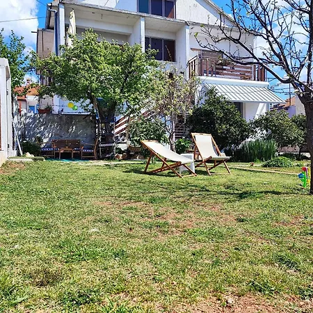 דירה Marijano Dvosobni S Vrtom זאדאר