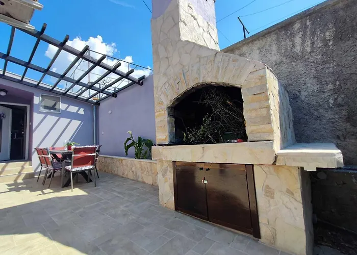 Marijano Dvosobni S Vrtom Apartman