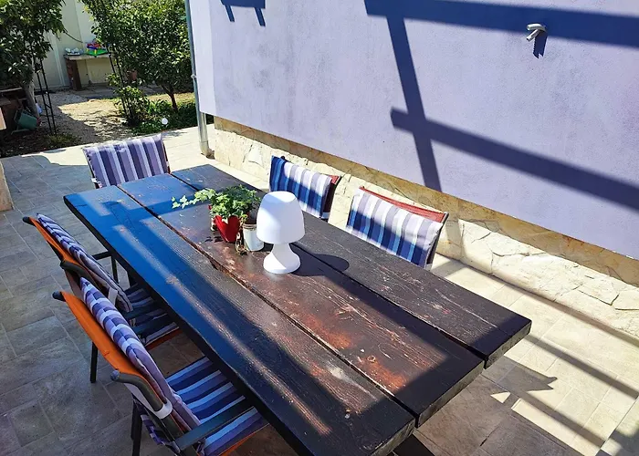 Marijano Dvosobni S Vrtom Zadar
