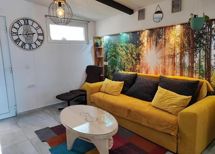 Apartman Marijano Dvosobni S Vrtom Zadar